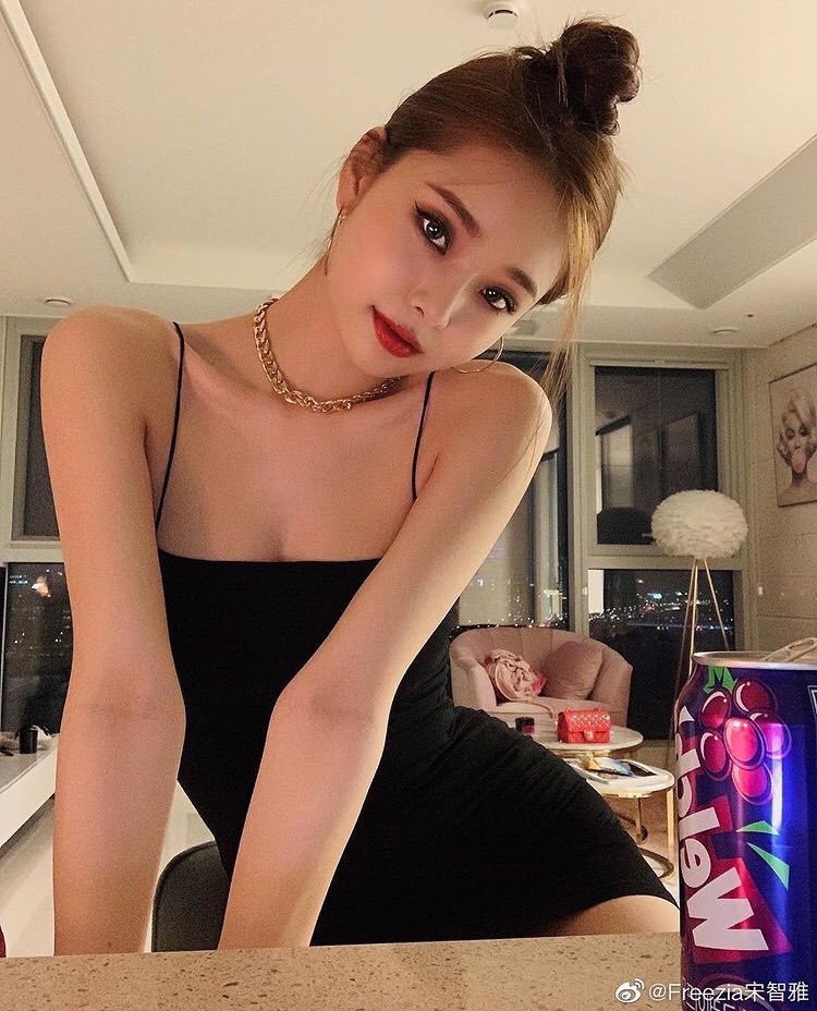 YuckGbf's tweet photo. ⠀

              yxe  ──  sns update !
              090222  ミ  11:11 PM
              ⫯     hulaan niyo

⠀ https://t.co/3C2NF8LYvG