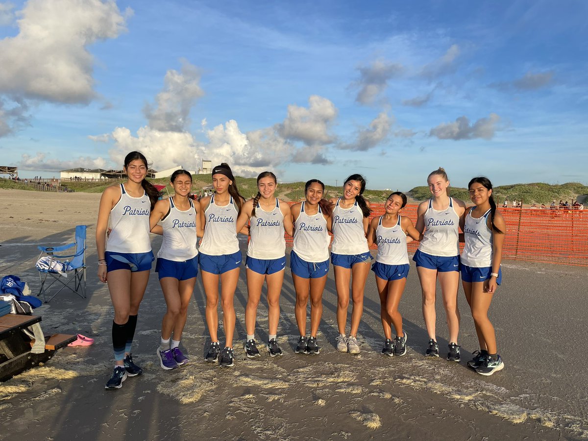 CoachGilpin's tweet photo. How about our girls cross country team winning the meet up in Corpus Christi today???!!!!!! They Went for a run on the beach and found the 1st place trophy at the finish line!!! Nice work, girls!!!!!!
#blueVlife https://t.co/Q9r7sqNfVJ