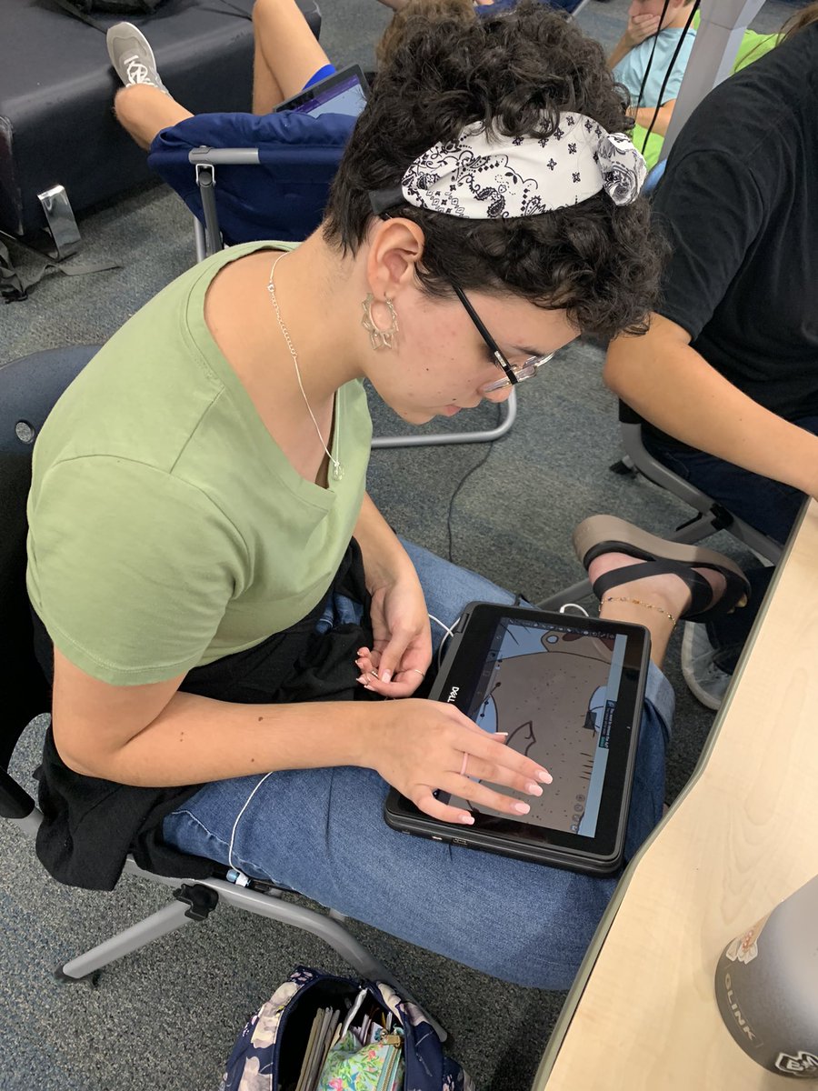 Angela Vanore tweet media