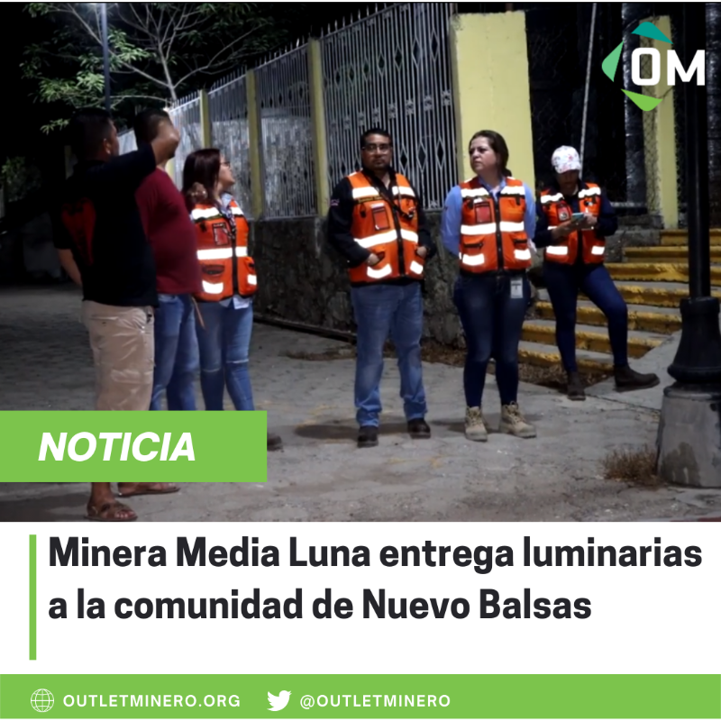 Outletminero's tweet photo. La empresa Minera #MediaLuna de @TorexGold, en coordinación con el comité del Convenio de Desarrollo Comunitario Participativo (#CODECOP) y el comisario municipal, realizó la entrega de luminarias para la comunidad de Nuevo Balsas, #Guerrero.