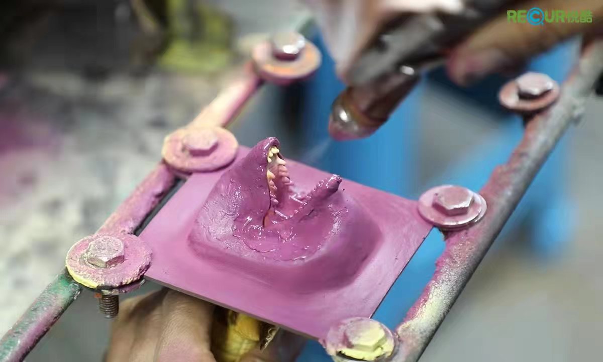 RecurToys's tweet photo. Hand Painted Animal Figure Details!
Hundreds skilled painters and high precision spraying equipment brings you more reality.
#handpaintedtoys
#recurtoys
#animaltoys https://t.co/SvhQ653BpF