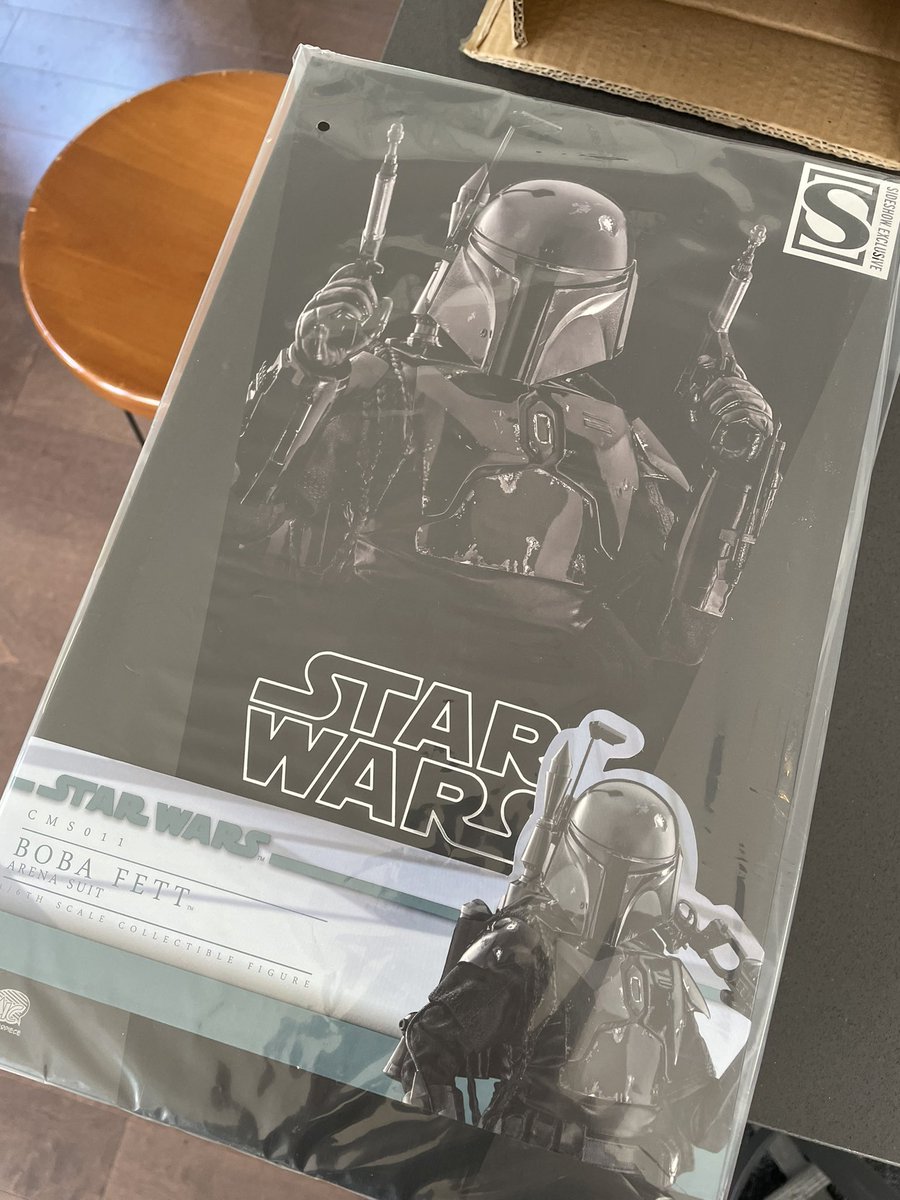 SolidGoldstein0's tweet photo. @SWVintageToy This beauty! #StarWars #BobaFett #Sideshow https://t.co/KzIvMSOnun