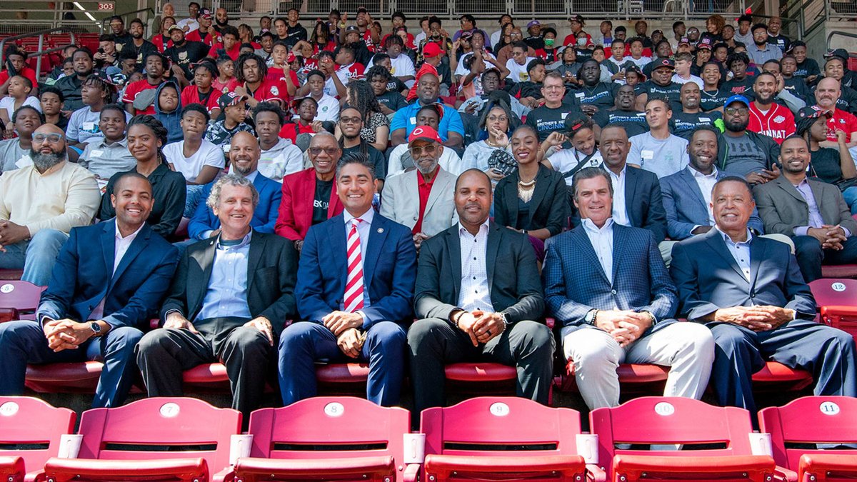 Thank you to the Cincinnati @Reds for hosting our @MBK_Ohio youth for their second annual leadership day this week. Learn more about this event: mlb.com/reds/news/reds… #WeAreMBK #MBKCommunities