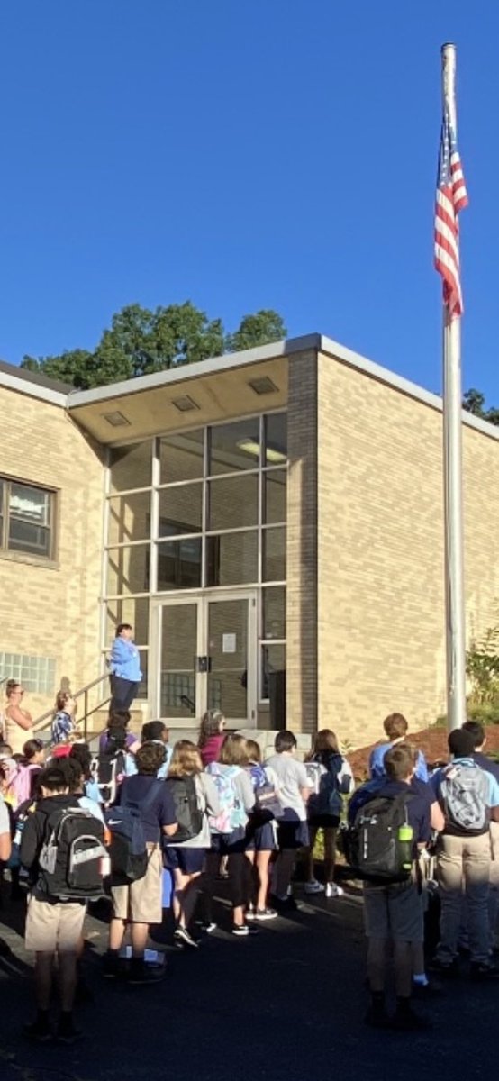 OLAngelsSchool's tweet photo. First week in the books! As we celebrate Labor Day, remember “Nothing will work unless you do”-Maya Angelou. Reminder: Opening School Year Mass; 9 am at the church on Tuesday, Sept 6th.  All are welcome! https://t.co/cYBf6Lud7O