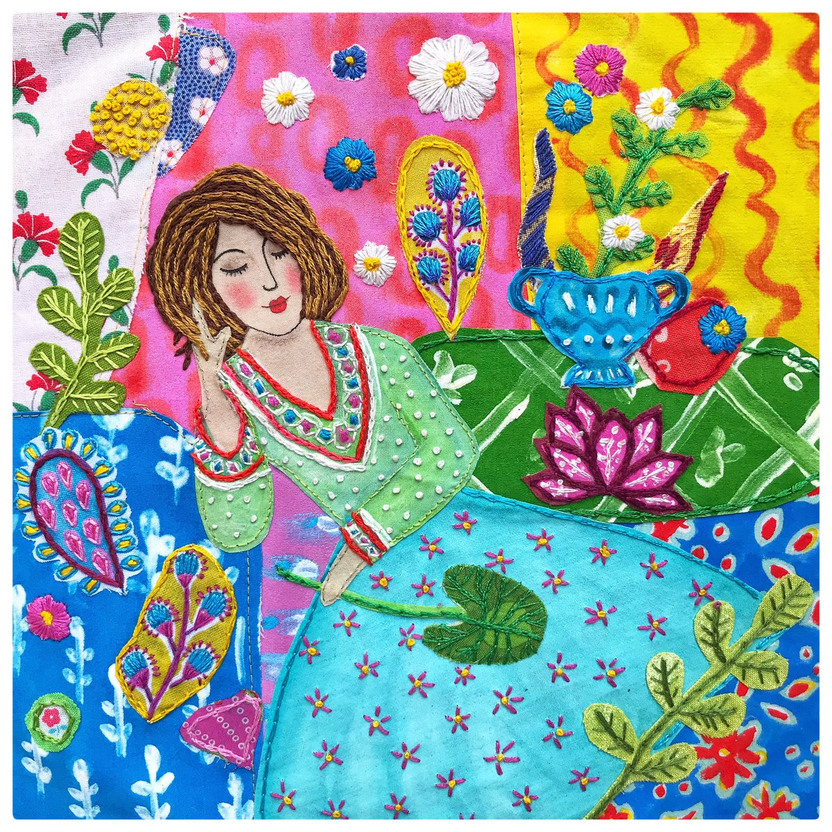 LucyLevenson's tweet photo. Rarely am I on Twitter, time flys. Just some of the works I have been hand sewing this year . #sew #sewing #crafts #handmade #Embroidered #ArtistOnTwitter #folkart https://t.co/chUTppxzAN