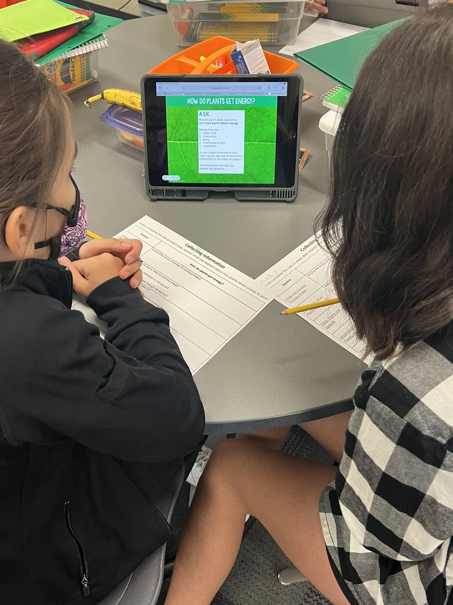 coteachwcoffee's tweet photo. Using multiple modes of engagement ti learn about photosynthesis. Videos, songs, articles, and interactive diagrams will appeal to multiple learning styles and is a great #UDL strategy! #d102Learns #MSPride #InclusionRules #Science #SEED102 https://t.co/txQdMZJalz