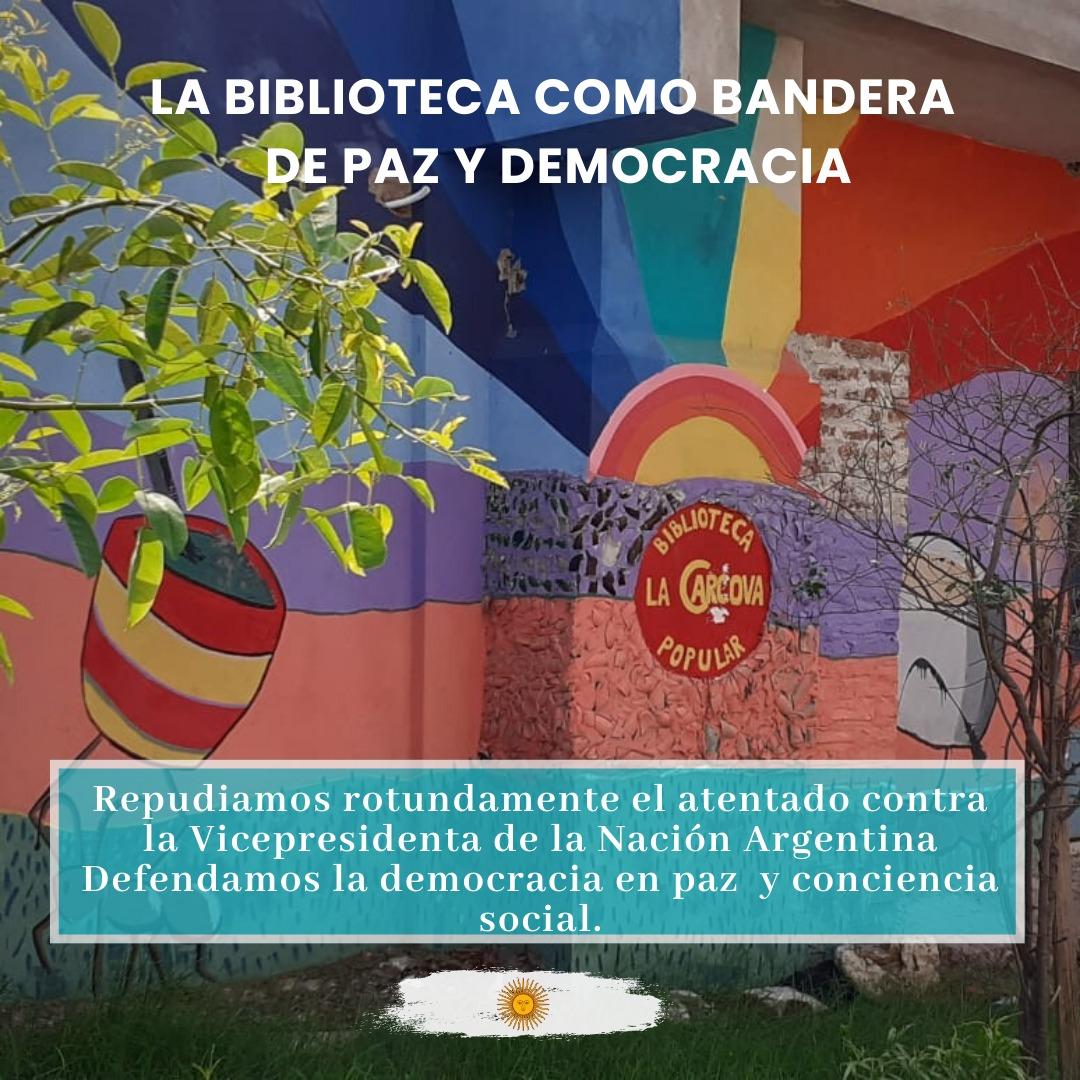 BiblioLaCarcova's tweet photo. La biblioteca como bandera de Paz y Democracia.

Llamamos a todo el pueblo y dirigencia politica y medios de comunicación a la paz social, a la cordura en las palabras que tienen poder de construir un mejor vivir y la responsabilidad de todos a seguir cuidando nuestra democracia. https://t.co/xuazlSrTs1