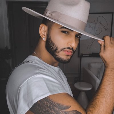 Prince_chabo's tweet photo. #NewProfilePic https://t.co/DWTmB9RQh2