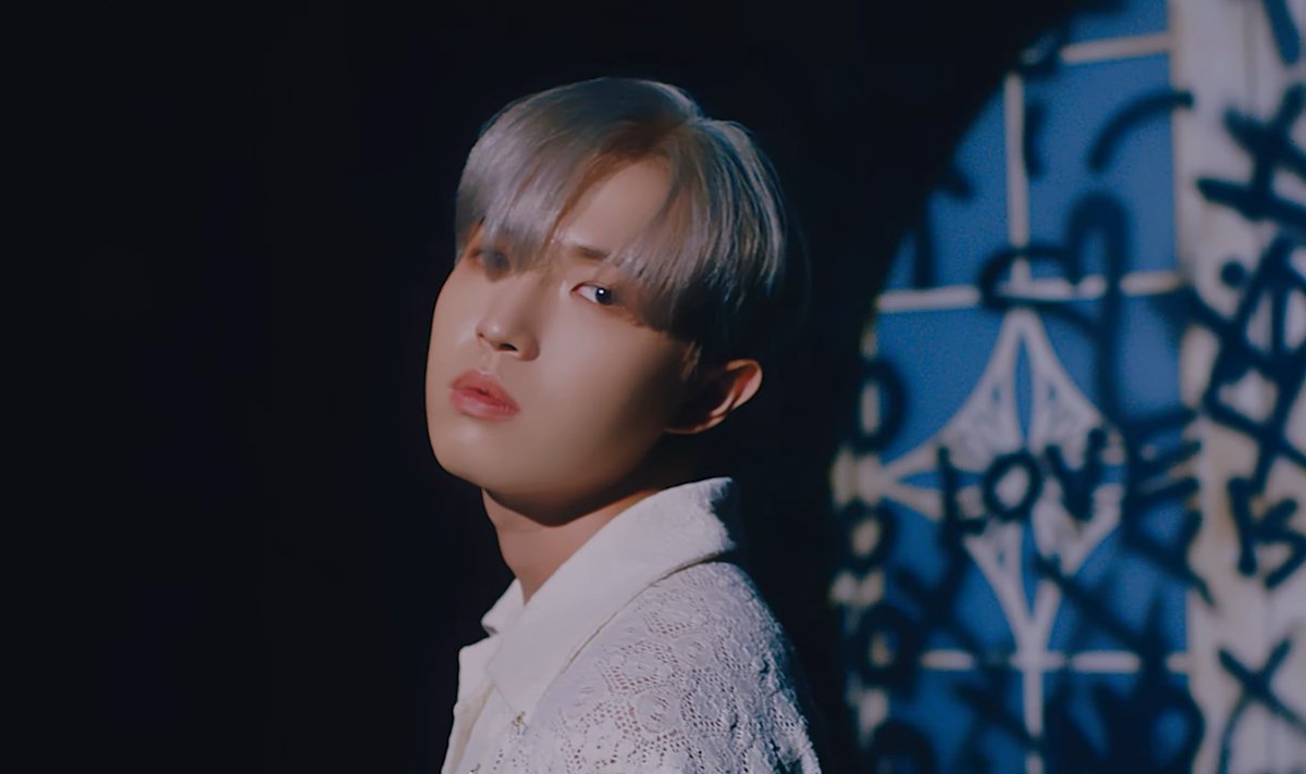 hwanstgrm's tweet photo. 💔🤍

#김재환 #KIMJAEHWAN
#𝐄𝐦𝐩𝐭𝐲𝐃𝐫𝐞𝐚𝐦 #그시절우리는 https://t.co/01nmBk9iMj