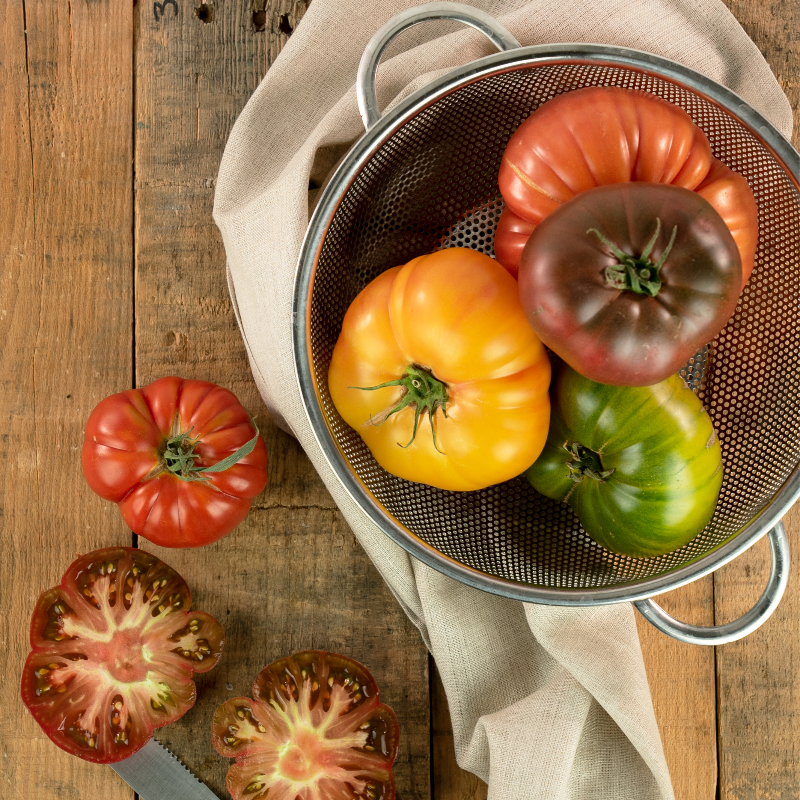 SpecialtyProd's tweet photo. The end of summer is peak season for California grown heirloom tomatoes #specialtyproduce #heirloomtomatoes