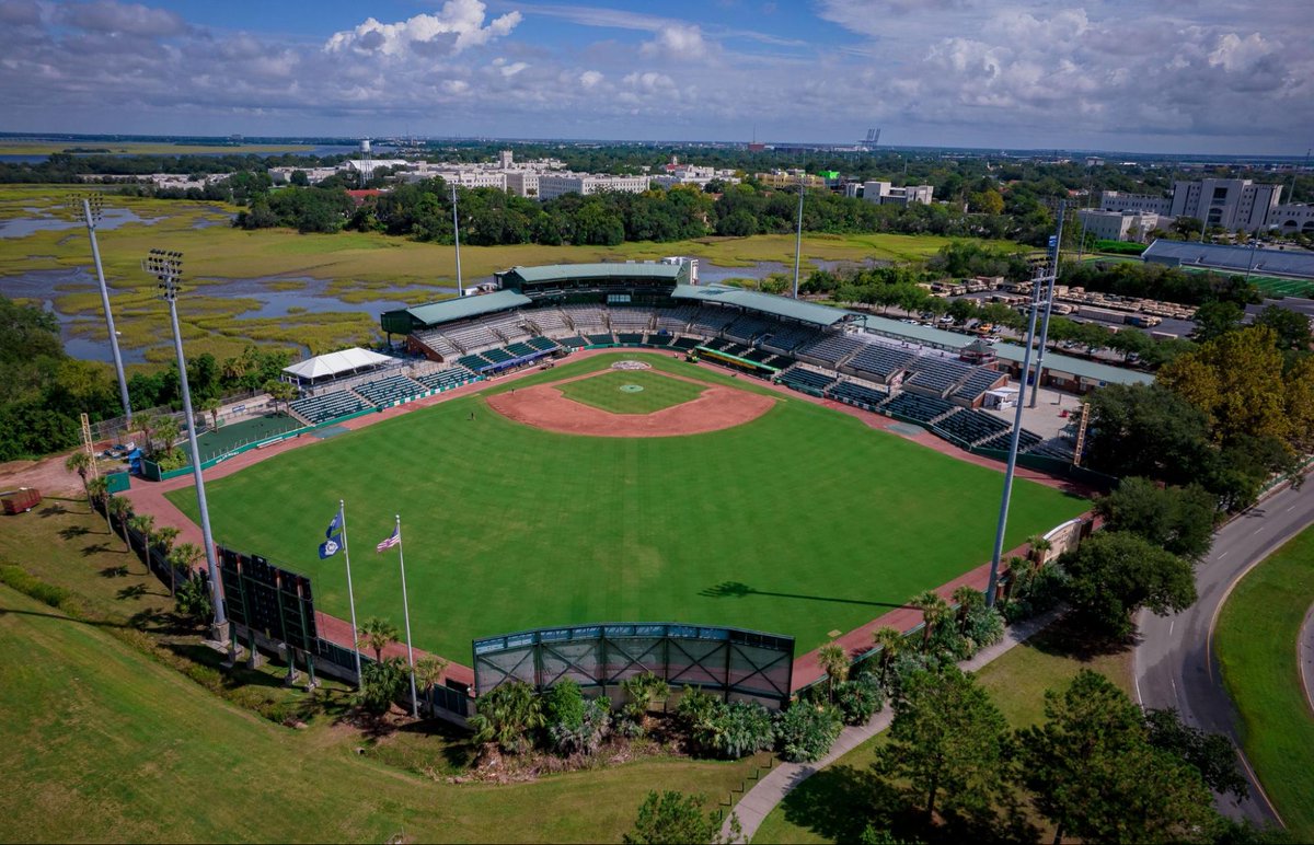 TargetMarketCHS's tweet image. TM had a great time over at Joe Riley Jr. Park visiting with GM Dave Echols and discussing the logistics for an upcoming project for Lowe Real Estate. Make sure you catch one of the final days of the @ChasRiverDogs season at this beloved park!