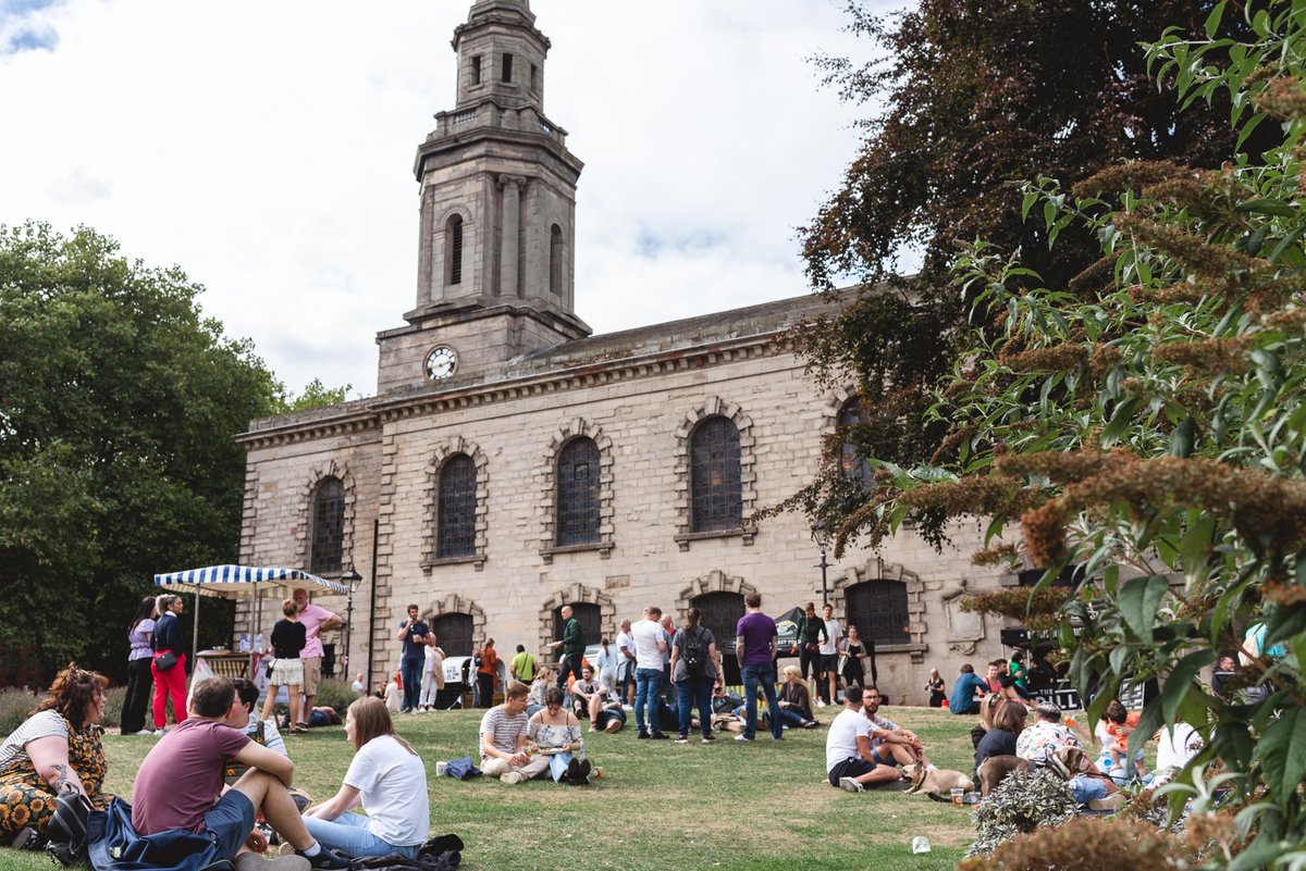 StPaulsChurchJQ's tweet photo. Many thanks to @bygarazi for the fabulous photos which capture the vibe of the Bank Holiday Monday #StPaulsChurch #JQFete
See the photos here: https://t.co/2mSWyv6SpB
https://t.co/kUsxsVx0Jv
#JQLife #JQCommunity #JQFood #JQCraft https://t.co/DVqGNEFngz