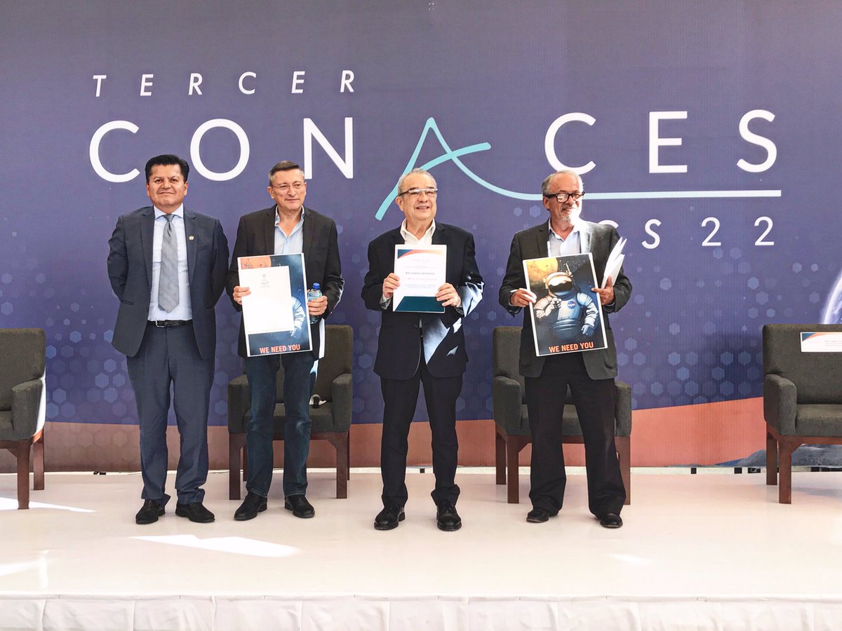 haciaespacioAEM's tweet photo. Ing. Andrés Martínez (@amartinez64) de @nasaames, Dr. Medina Tanco (@gmtanco) de @linx_icn_unam y el Mtro. Eugenio Urrutia (@eurral) de @aztechsat1upaep en #conaces22.
Moderó: Carlos Duarte @KarlozDuarte de @AEM_mx https://t.co/lCb6KnkVtu