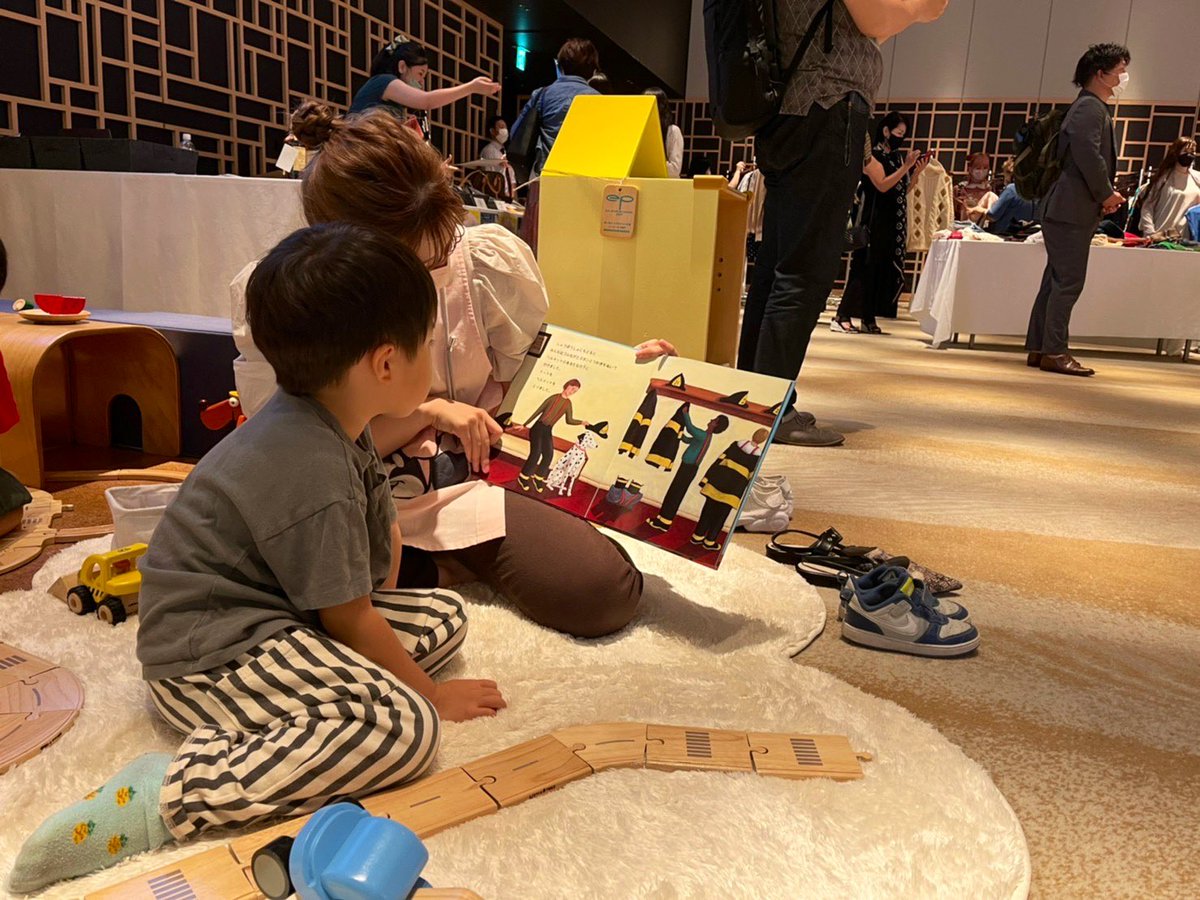 kids_littletree's tweet photo. REUSE FES2022 in 八芳園
たくさん遊んでもらえましたー
※写真はママさん達の了承もらっています。
#kids_littletree
#リトルツリー
#キッズコーナー
#レンタルキッズコーナー
#キッズスペース
#Merone
#REUSEFES
#八芳園 https://t.co/xjsDkXRMkd