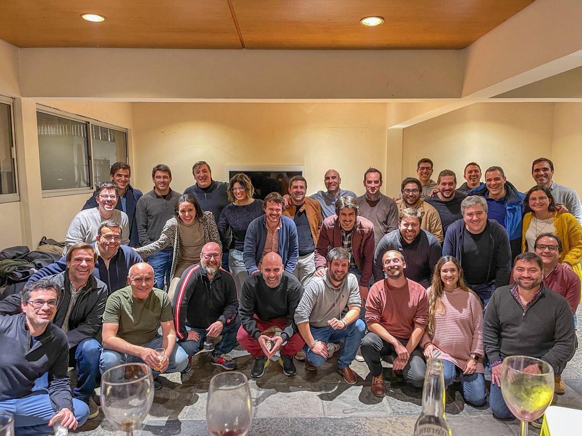 camurufintech's tweet photo. El pasado Martes 30 de Agosto la Cámara Uruguaya de Fintech reunió a sus miembros. Fueron presentadas las autoridades para este nuevo período y se marcaron pautas de trabajo a futuro. https://t.co/Udfadp1V0h