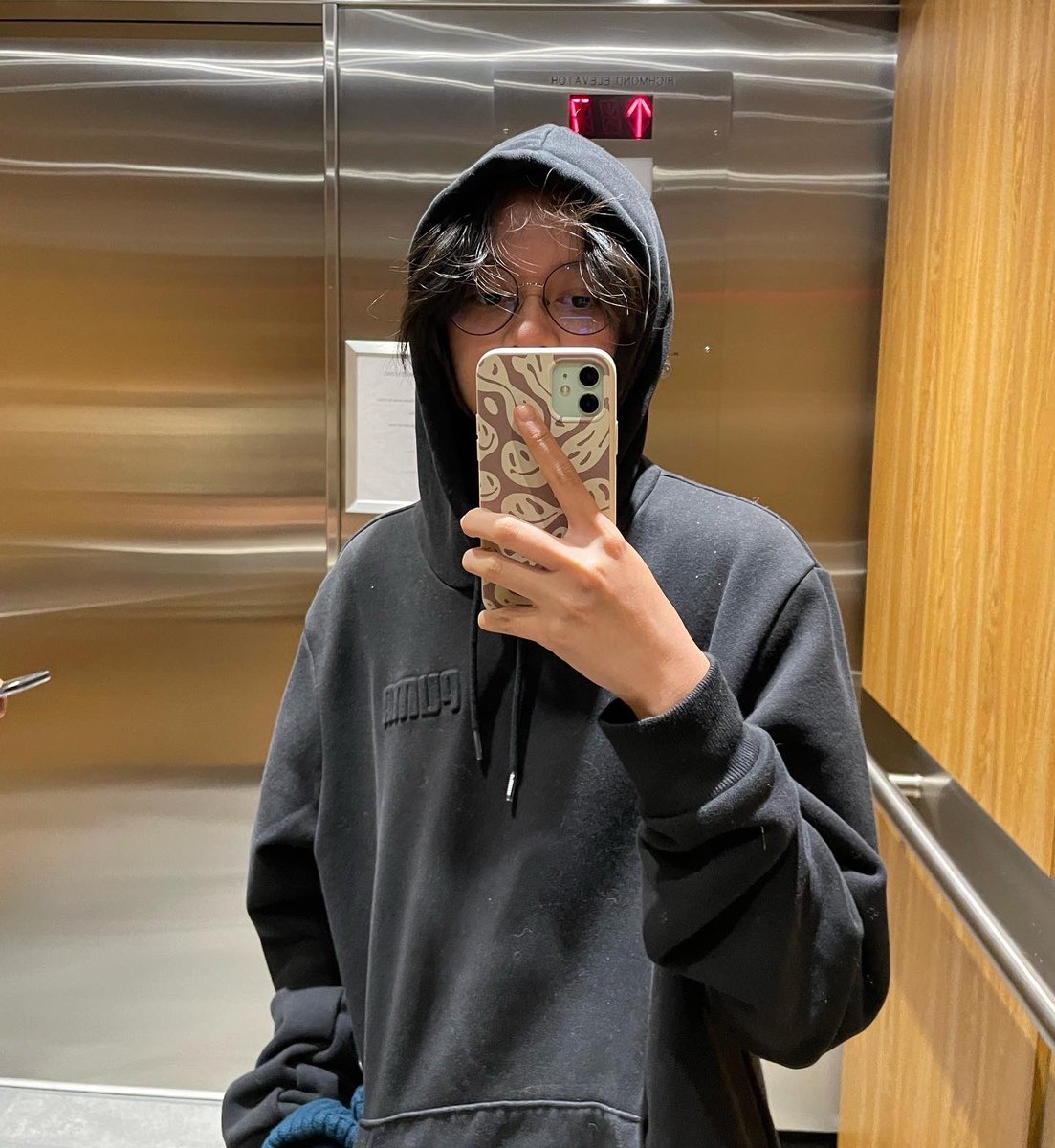yxylegacy's tweet photo. cool kids in hoodies😎

#Kep1ianSelcaDay #K1SD #Kep1er #HIKARU @official_kep1er https://t.co/r2iEFMp6xg