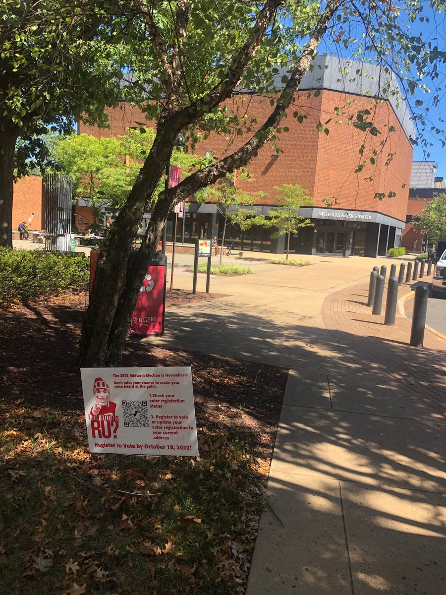 RutgersCYPP's tweet photo. π€³Our voter registration QR code signs have popped up on the @RutgersU campus just in time for Day One of #WelcomeWeek!
Tap the QR code to register to vote or update your voter registration ONLINE at https://t.co/0R5Z2BMLmw
Questions? Visit our table at Carnivale tonight! https://t.co/SKh9SVsQbu
