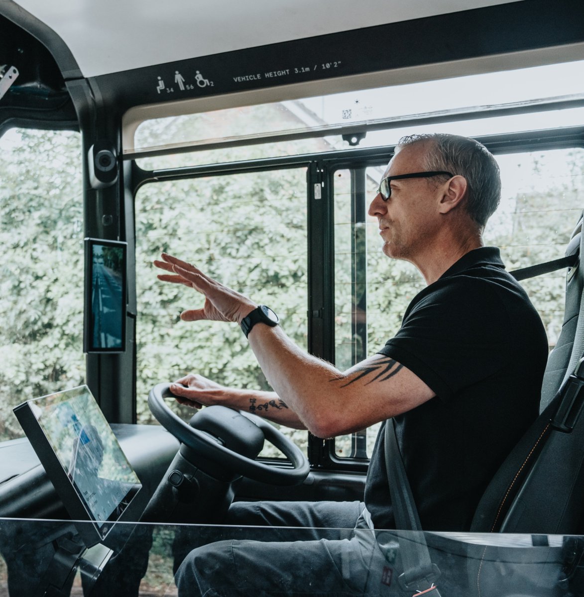 arrival's tweet image. It's been a huge success taking the Bus out on the streets as an employee shuttle. With time, this Bus has the potential to bring clean air for our cities and get people out of their cars and onto public transport. 

SEE THE BUS ON THE ROAD: youtu.be/U8miSx84OsE