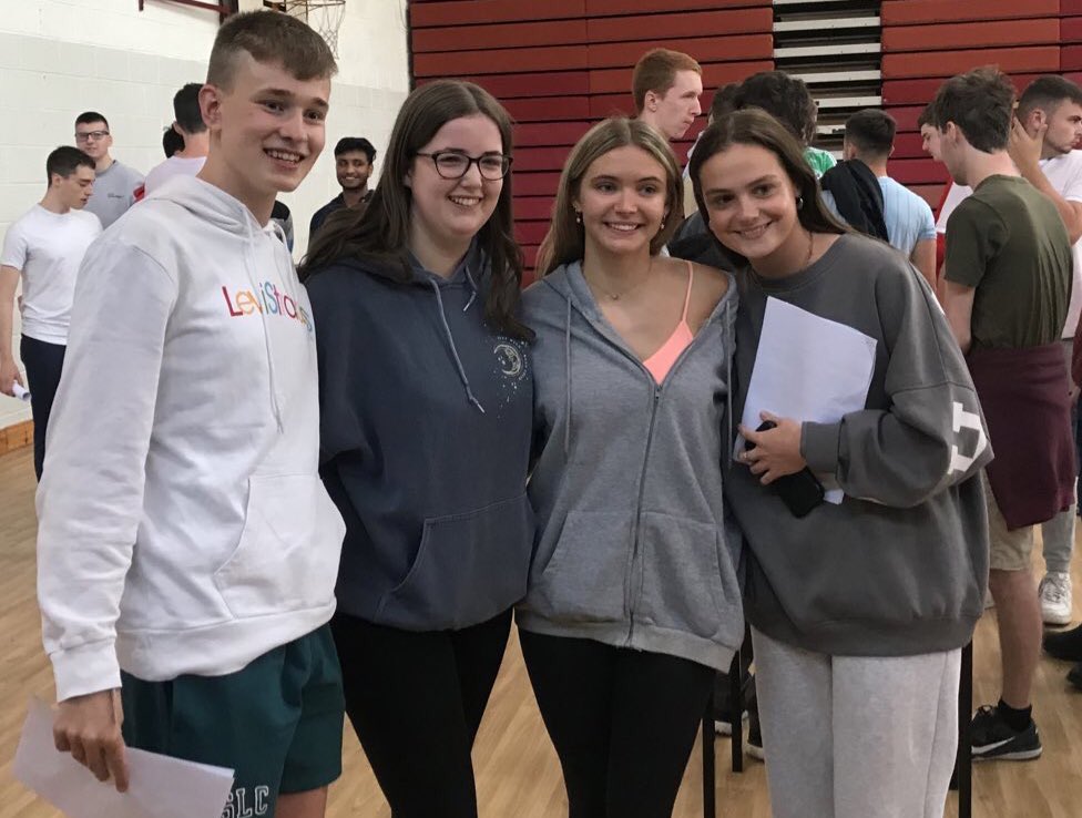 Congratulations to the class of 2022, we are so proud of you 👏🎉👏🎉