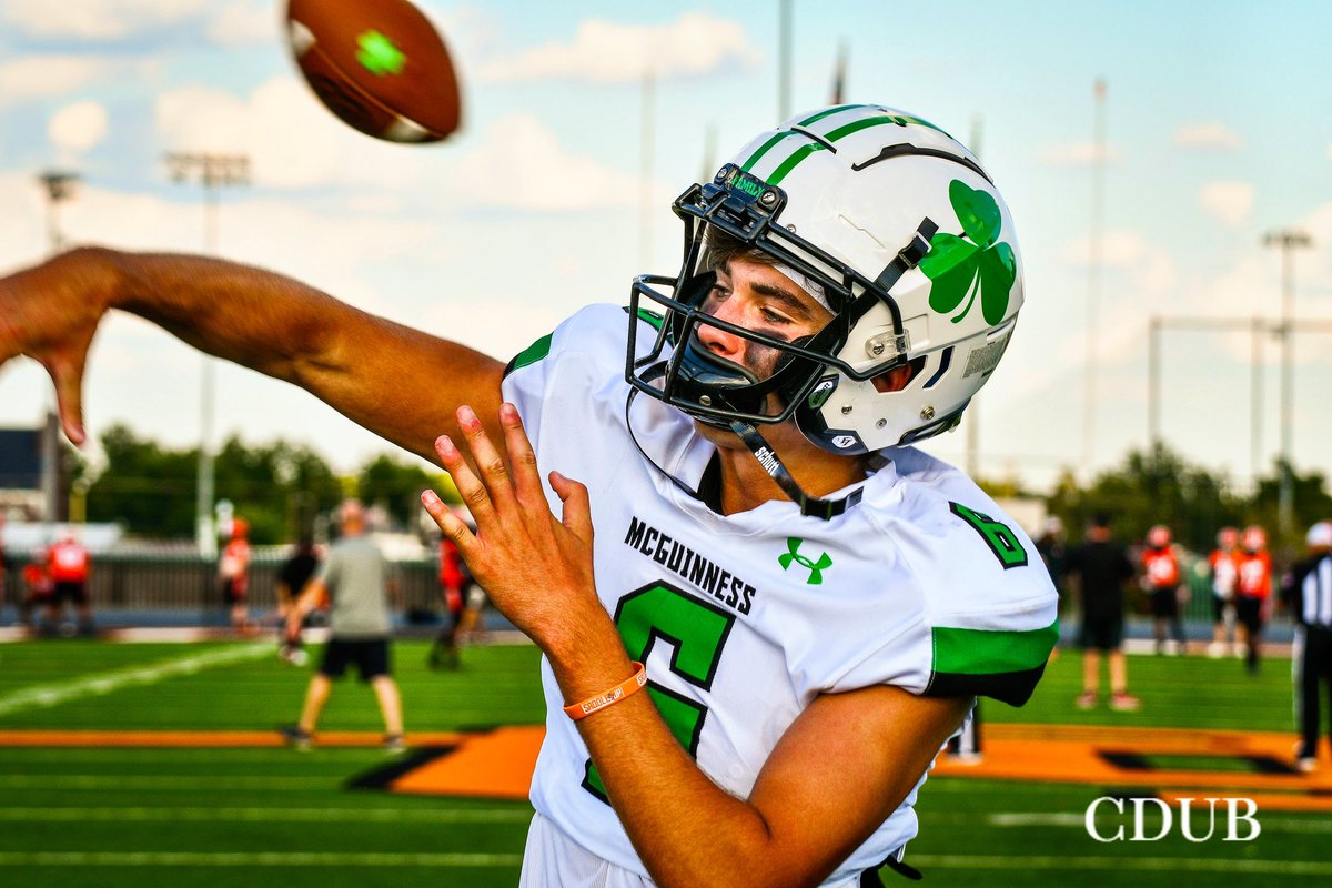 CDubPhoto405's tweet photo. Game Day !!!!! @RiverWarren3 leading the Irish tonight vs Clinton. If it’s not …. It should be ….. #gotw #gameoftheweek #bmchs #bmchsokc #bmchsfootball #letsgoirish☘️ #football #highschoolfootball #oklahomahighschoolfootball #sportsphotography #cdubphotography @BMCHS_FT https://t.co/8WiEMAuA5y