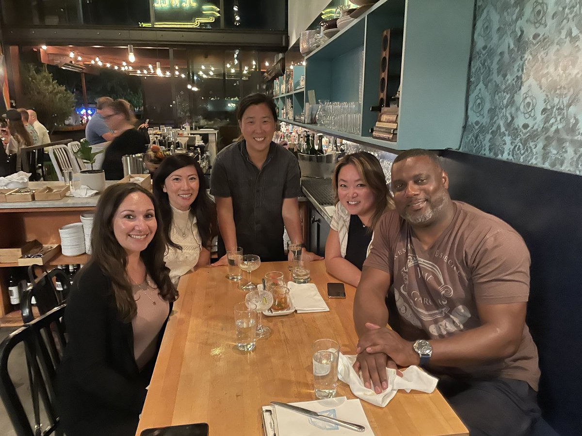 kiang_karen's tweet photo. What an amazing dinner last night! Our last dinner before graduating from @thePCBS. Hands down best meal I’ve had while in Seattle. @joulerestaurant. Thank you Chef Rachel Yang for being gracious and taking the time to take a photo with us. #PcBSers #koreanfood @nic_naca https://t.co/KKNlB4nZG3