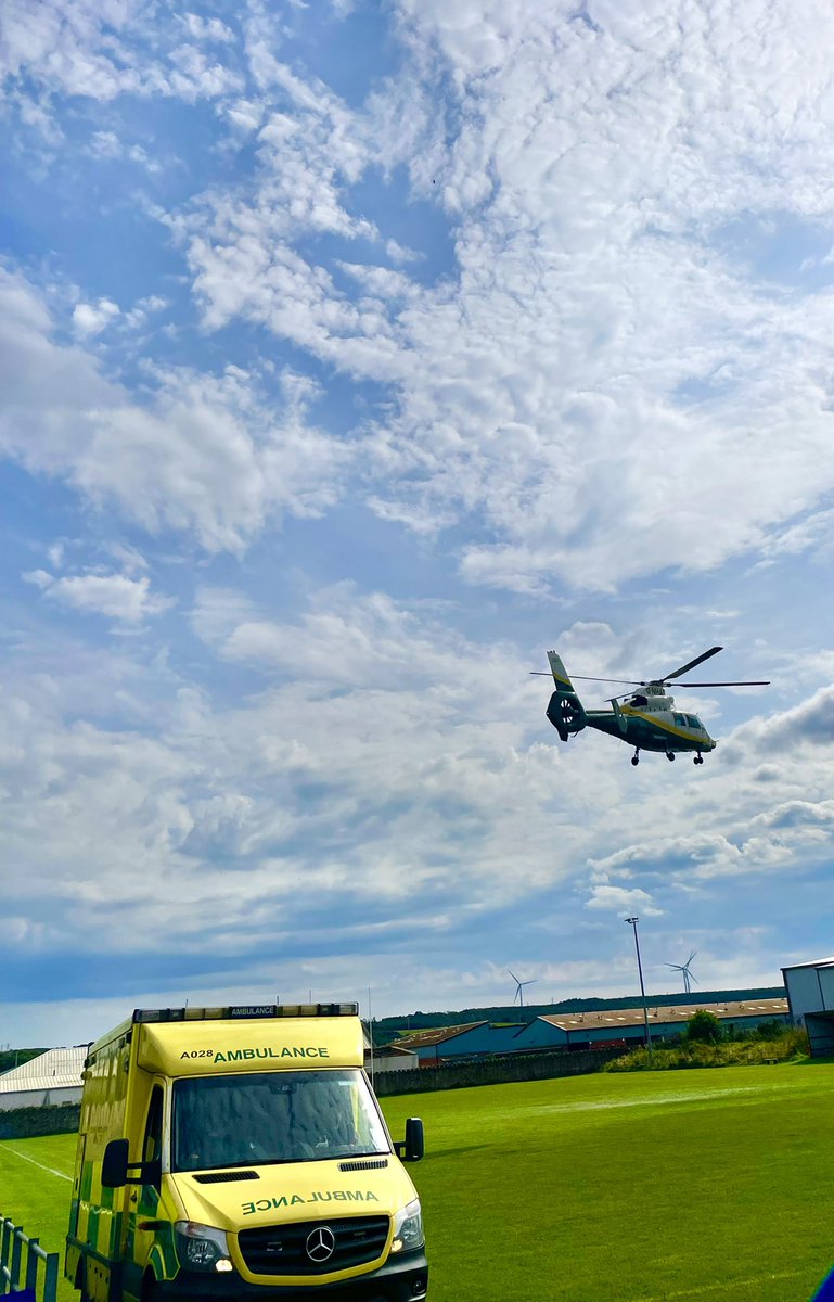 NWAmb_Mia's tweet photo. I donβt think there will ever be a day that I donβt feel reassured to know these guys are on the way π A spot of trauma management on the west coast working alongside @GNairambulance this afternoonβ¦ π#RightCareRightTimeRightPlace #TraumaNetwork @dutty999 https://t.co/O92IB7YLd3