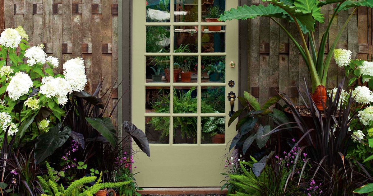 diamondvogel's tweet image. Trending Color Palette: Secret Garden

Use these balancing hues to blend with natural materials and lush vegetation for a picture-perfect space. l8r.it/lPgi

#interiordesign #interior #decor #homedesign #house #homesweethome #dreamhome #interiordecor
#paint #palette