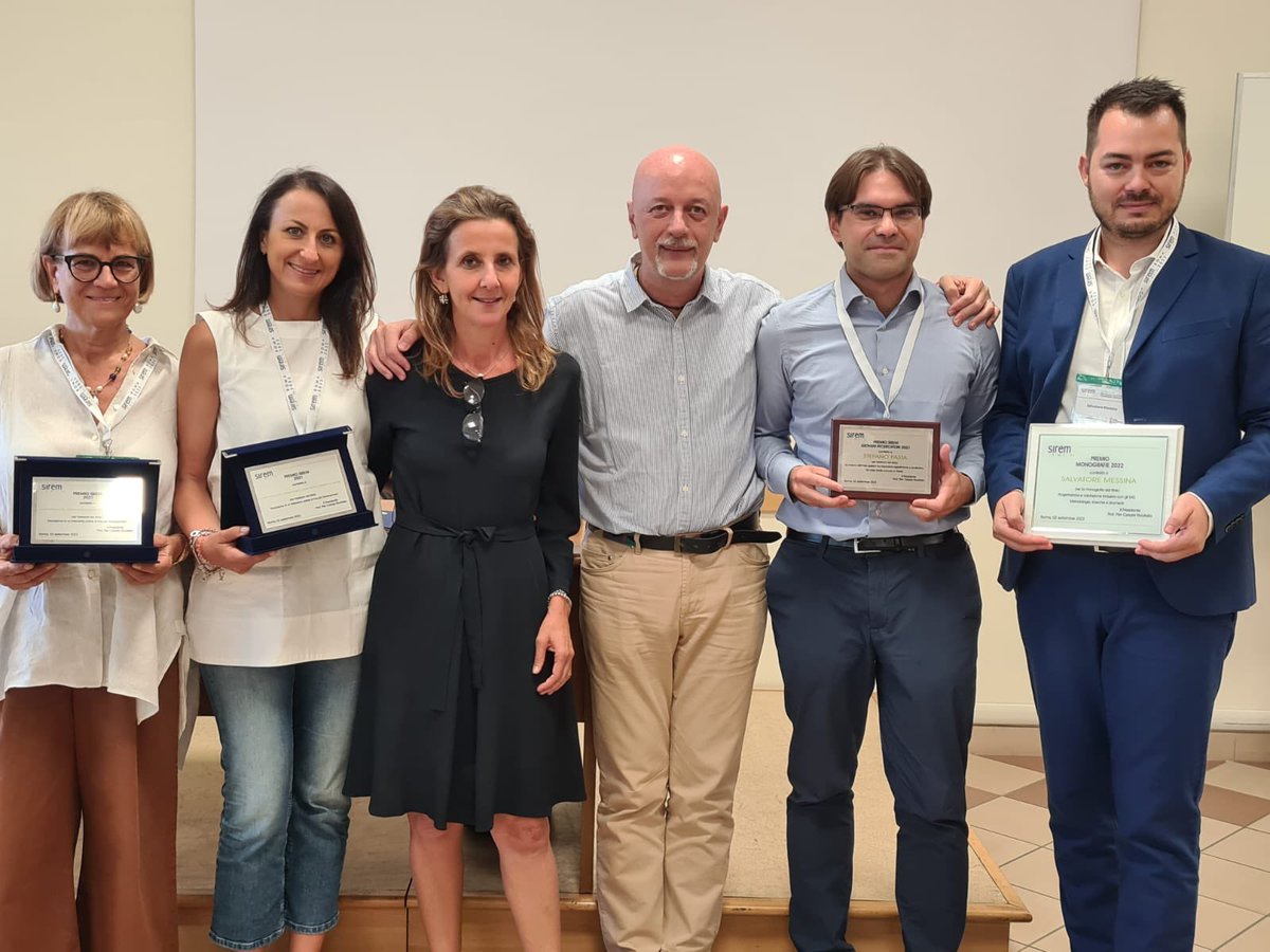 PREMIO SIREM 2022, per il paper “Valutazione di un intervento online di Faculty Development”, di Antonella Lotti, Anna Dipace, Andrea Bosco, Pierpaolo Limone. 
#sirem 
Che bello lavorare e scrivere con persone unite da amicizia e stima profonde!