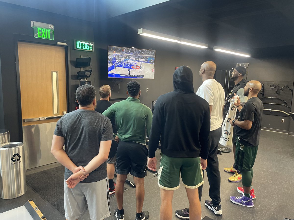 Pat Connaughton tweet media