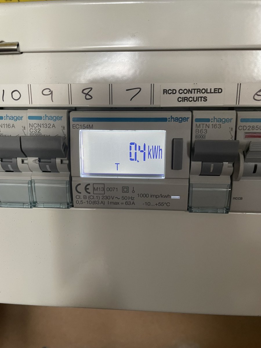 Heat pump circuits sub metering installed today, now we will be able to see how much or little energy we are using for space heating and DHW in our #passivhaus