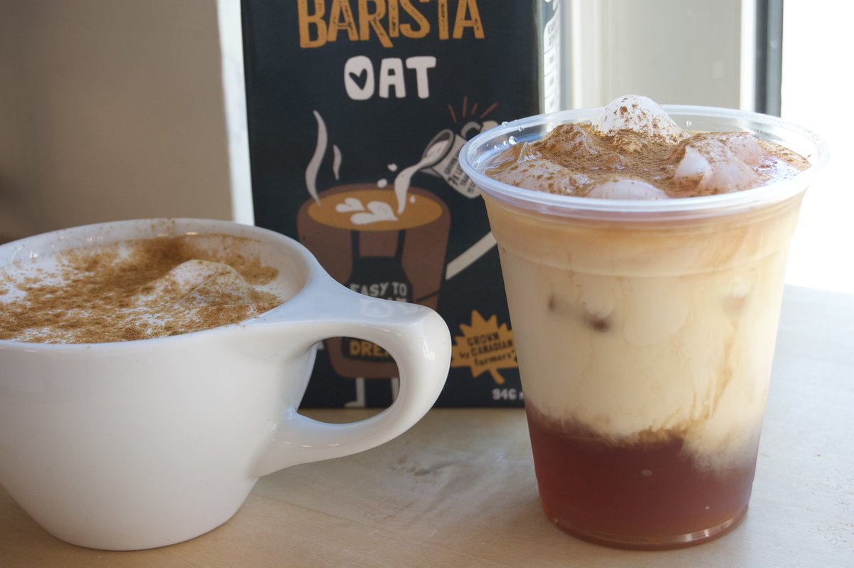 sidetrackcafe's tweet photo. Sweet, warm sips of fall with our Feels Like Fall chai latte! https://t.co/SeFP5c5UBg