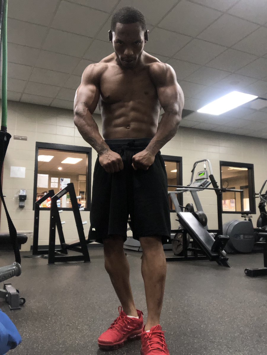 SmoovYungBrutha's tweet image. Nothing will work unless you work! 
#RealSaliva🦁 #TukkFit💪🏾 #PureMotivation❤️‍🔥 #improvementmovement #DaSmoovWay💱