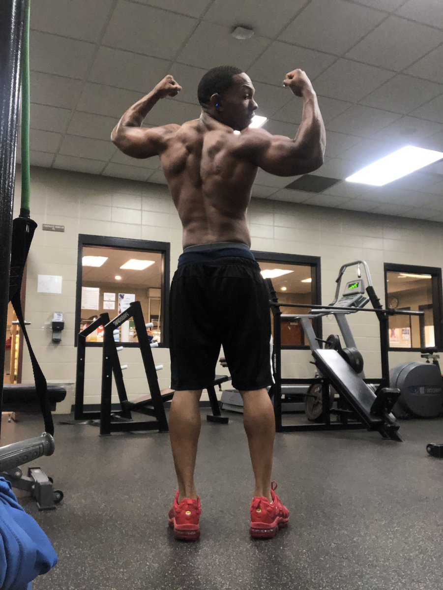 SmoovYungBrutha's tweet image. Nothing will work unless you work! 
#RealSaliva🦁 #TukkFit💪🏾 #PureMotivation❤️‍🔥 #improvementmovement #DaSmoovWay💱