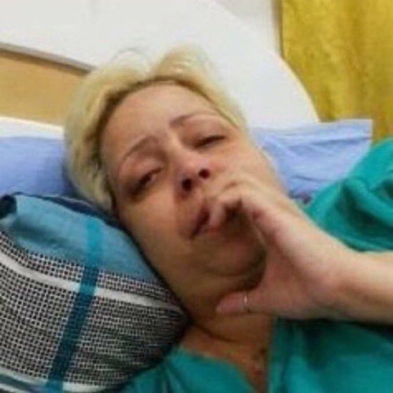 soocaco's tweet photo. @esquizopoc todo mundo falando que parou de rir quando ela apareceu na maca e foi a hora que eu mais ri https://t.co/rti7oJkeCc