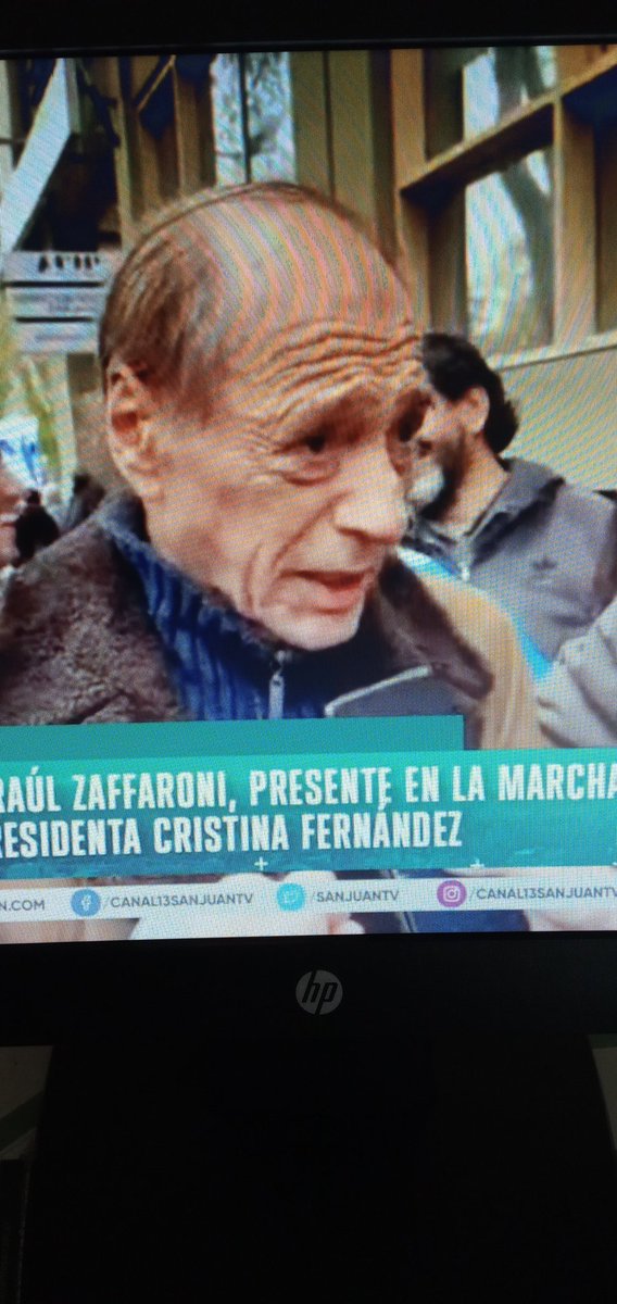 adrian74ar's tweet photo. Eugenio Zaffaroni en la marcha por Cristina en #sanjuan por @sanjuantv en Banda Ancha con @TejadaNacusi https://t.co/qYGaLEcb2G
