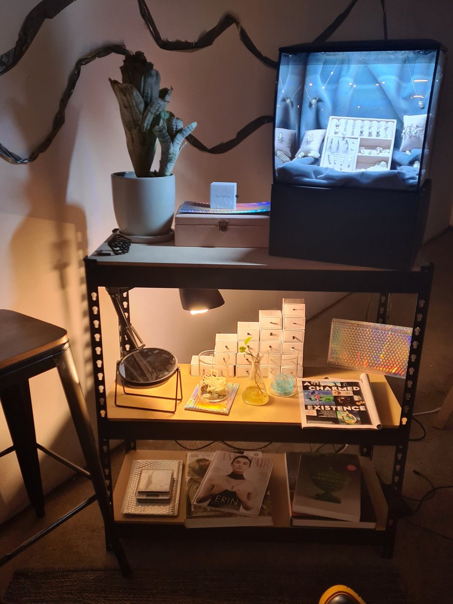 Yesterday IRL at  #CryptoCultura side event for <a href="/EthereumLima/">Ethereum Lima☀️</a>, thank you @luisotravz for the awesome event! #digitalfashion #phygital #digitaljewelry #NFTs