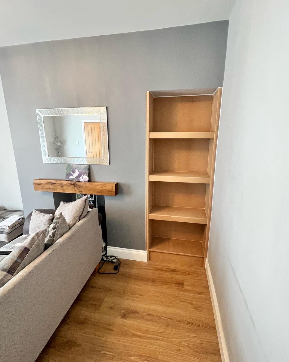 Custom made alcove shelving unit. #joinery #woodworking #carpentry #woodwork #carpenter  #joiner  #bespoke #cabinetmaker  #timber #joinerydesign #bespokejoinery #woodworkingskills #builder #craftsman  #carpenter #carpentry  #construction  #glasgow #muirhead #chryston #scotland