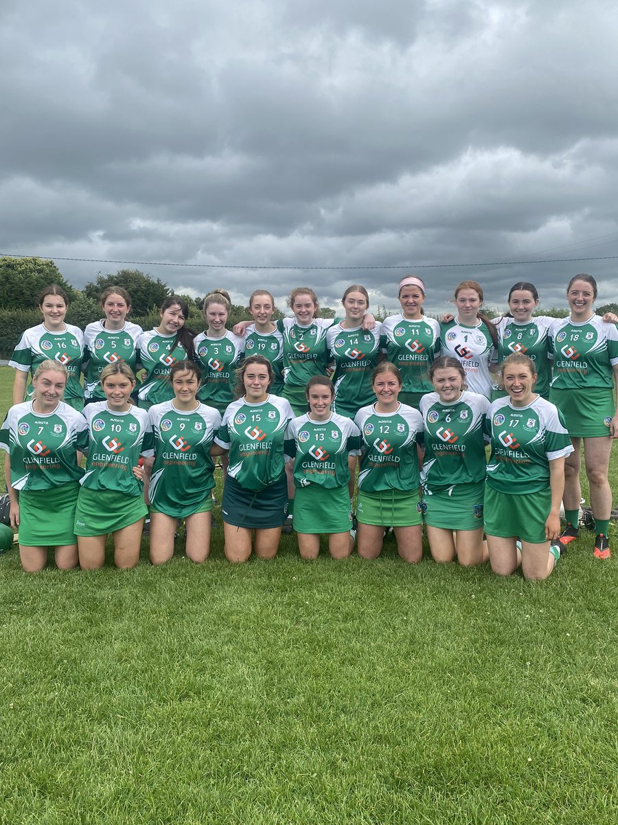 effin_b's tweet photo. Our Junior girls are playing championship tonight v Ballybrown at 6:30. All support much appreciated 💚🤍

Best of luck girls 🍀 

#blackrockeffincamogie #camogie #hurling #limerick #sport https://t.co/f8Su9S8QcS