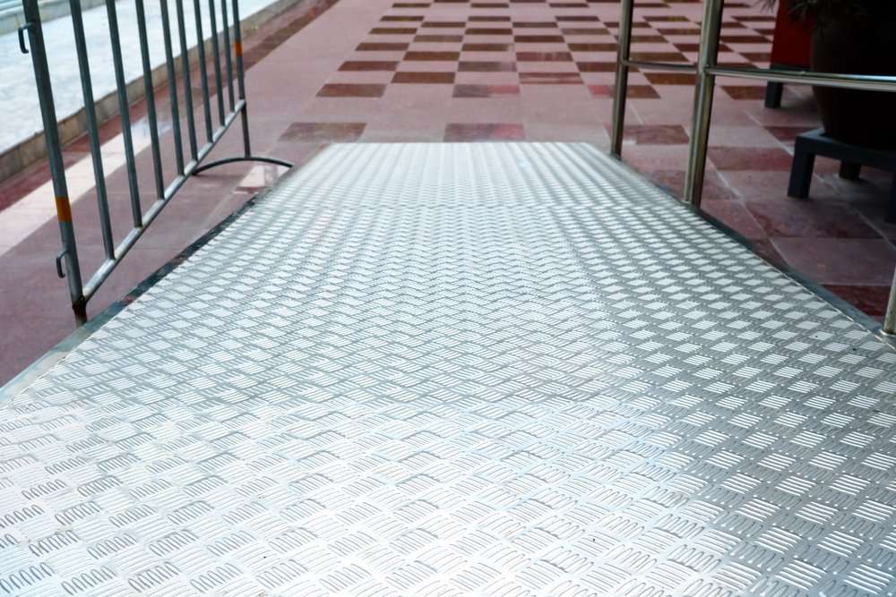 FreedoMobility's tweet photo. Need to make an entrance temporarily more accessible? Know these five key considerations for ramp rentals: https://t.co/4bC0ddkxCI 🖐

#blog #ramp #ramprental #mobility #mobilitysolutions #hanovermd #maryland https://t.co/sZnorb7vYJ