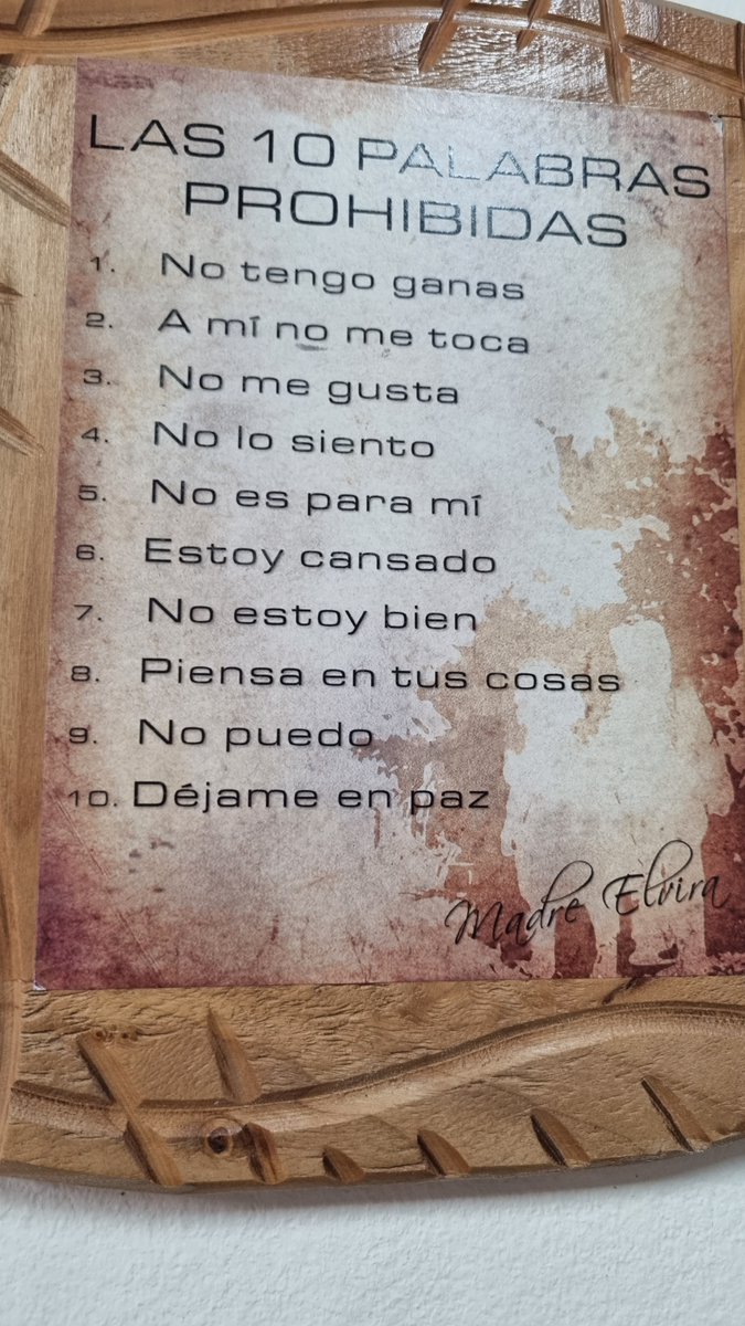 ObispoMunilla's tweet photo. "LAS DIEZ PALABRAS PROHIBIDAS (Decálogo de Madre Elvira)"
En una visita a un Cenáculo en España he fotografiado esta perla preciosa que colgaba de la pared... Ahora os comparto el comentario que he realizado hoy en Radio María: https://t.co/E3h0TG3JYO https://t.co/6svVtwUOsI
