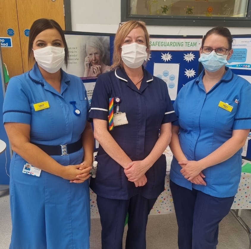 walsafeguard's tweet photo. The Adult Safeguarding Team have had a lovely morning talking with staff and raising Safeguarding awareness within the hospital. https://t.co/4Qr5VyfTwX