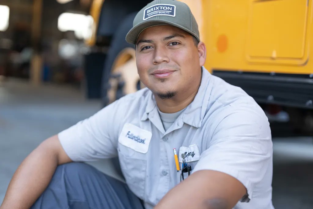 FullertonSD's tweet photo. Without proper maintenance, our school bus fleet would not be able to serve our students and families! We salute the dedicated team of district mechanics! #fsdlearns https://t.co/PjLZ6mpmlh