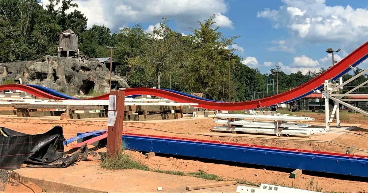 FunSpotAmerica's tweet image. It's ArieForce One Friday! Take a look at these latest construction photos! If you could pick any name for this element before the lift, what would it be?

#funspotamerica #funspotatlanta #arieforceone #rmc