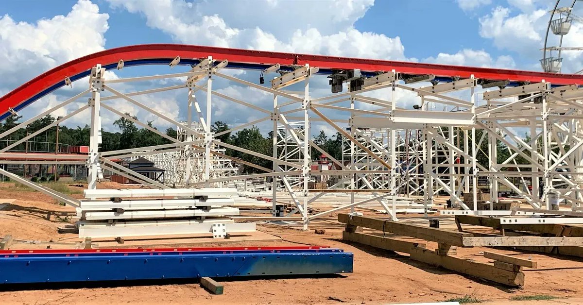 FunSpotAmerica's tweet image. It's ArieForce One Friday! Take a look at these latest construction photos! If you could pick any name for this element before the lift, what would it be?

#funspotamerica #funspotatlanta #arieforceone #rmc