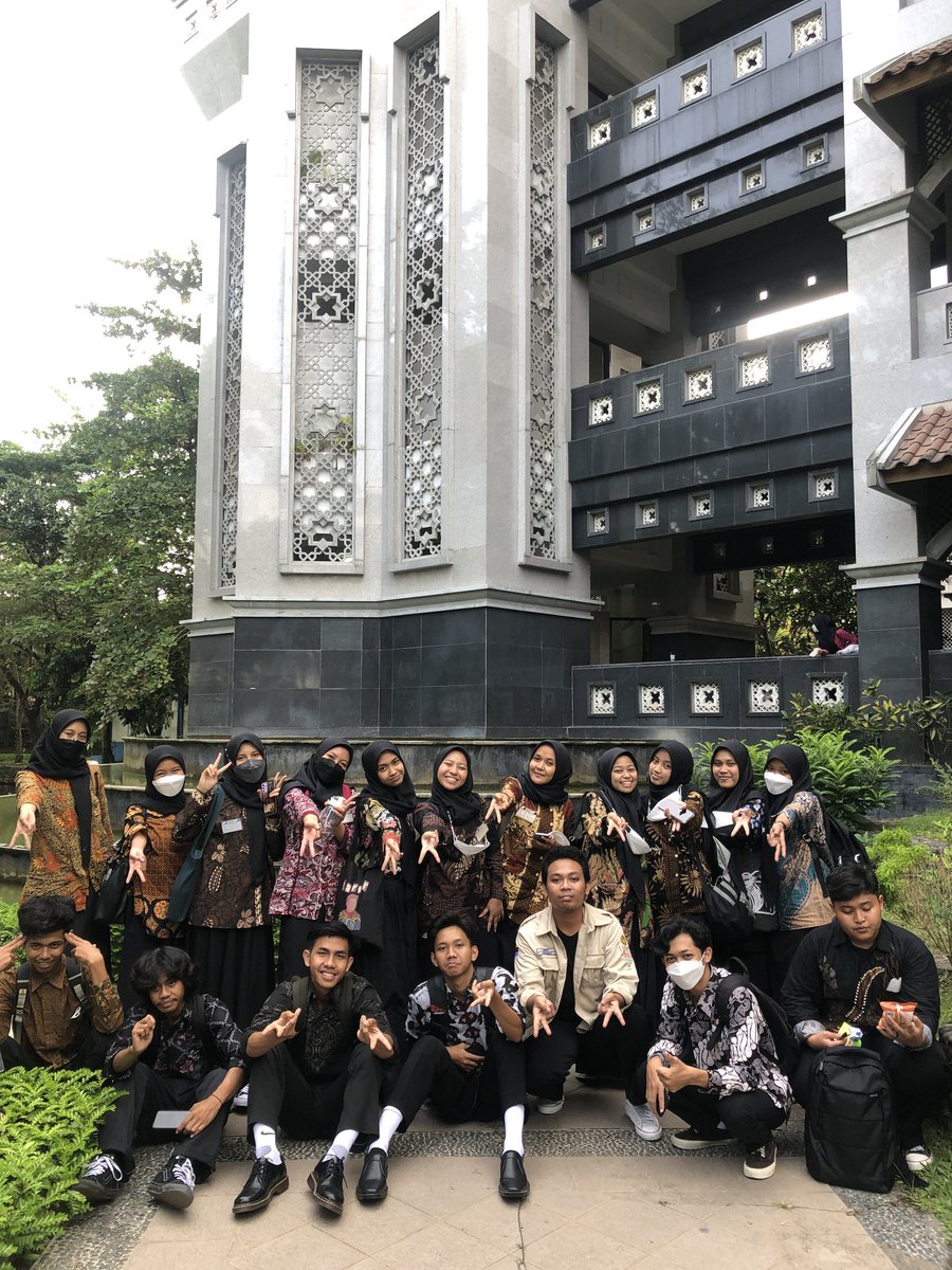 KurusMwu's tweet photo. Keseruan technical meeting mataf fisipol universitas muhammadiyah yogyakarta
Ga sabar bakal pecah bgt nnti hari H mataf. See u ABHISEVA muda di kampus muda mendunia #Mataffisipolumy2022 #mataf_umy https://t.co/sOBizFDayF