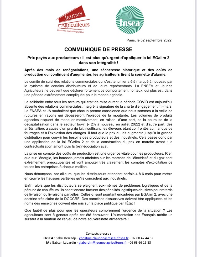 FNSEA's tweet photo. [#CP FNSEA-JA] Prix payés aux producteurs: il est plus qu'urgent d'appliquer la loi #EGalim2 dans son intégralité! Après des mois de renégociations, une #secheresse  historique et des coûts de production qui continuent d'augmenter, les #agriculteurs  tirent la sonnette d'alarme. https://t.co/NZwY91OkD2