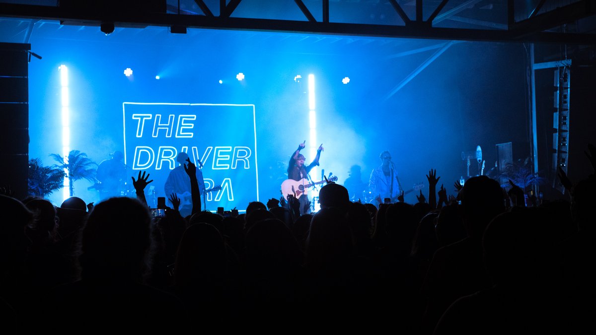 thetrumankc's tweet photo. We ❤️ U, The Driver Era. 

📸: Paige Winters @_paigewinters_ https://t.co/xJ3iBm4g9i