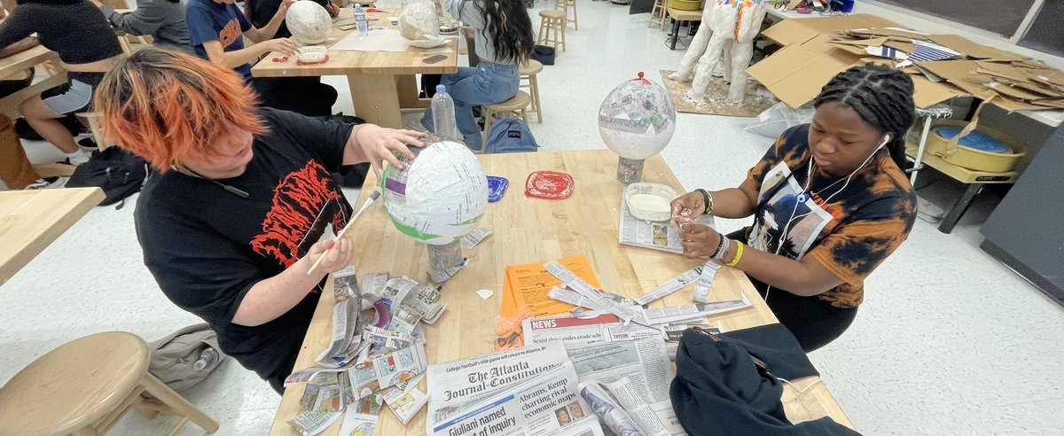 Mrs. Fulp (@ohsmudnmetals) on Twitter photo Teamwork! OHS visual arts department is preparing for our annual #hispanicheritagemonth installation. Stay tuned! #cobbartrocks #artedsga <a href="/rlosbornehs/">Osborne High School</a> #artteacher #arteducation Teamwork! OHS visual arts department is preparing for our annual #hispanicheritagemonth installation. Stay tuned! #cobbartrocks #artedsga <a href="/rlosbornehs/">Osborne High School</a> #artteacher #arteducation