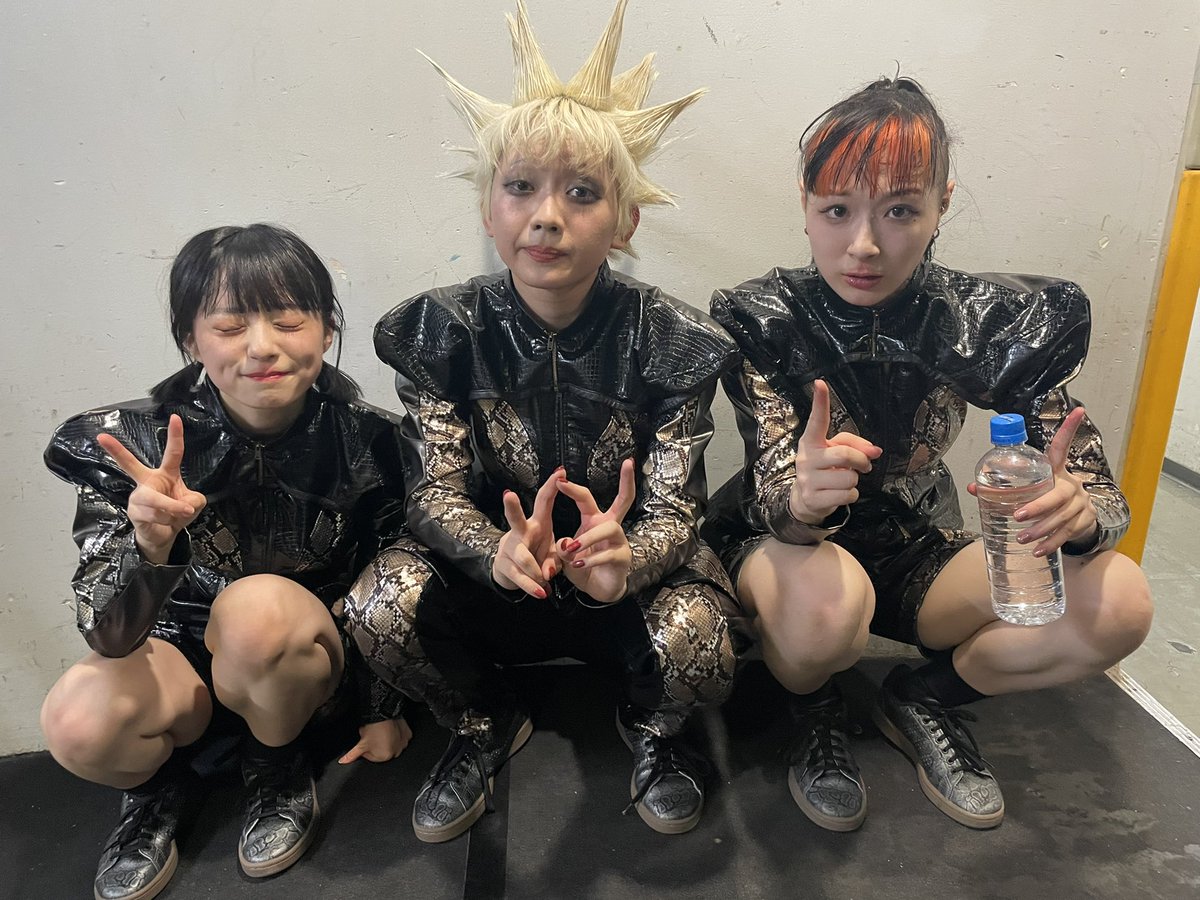 ASP_idol's tweet image. 【#AASSPP】
24 hours ANARCHY ANARCHY SHiT SHiT PARTY PEOPLE

8部終了！
みなさんまだまだいけますよね？
ニコ生の皆さんも見えてますよ。
よろ。

asp-japan.tokyo/news/detail.ph…

#ASPメジャーデビュー