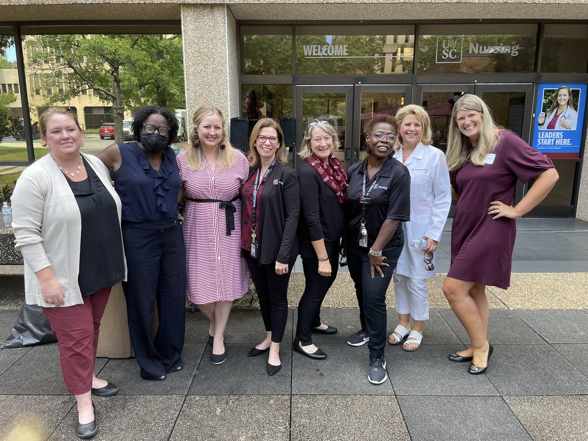 RobinDail's tweet photo. @UofSCNursing colors day! And we’re always having fun in SC! @DEANUSCNURSING https://t.co/GRMgiP1Rzz